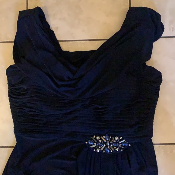 Patria Maxi Cocktail Dress - Picture 8 of 11